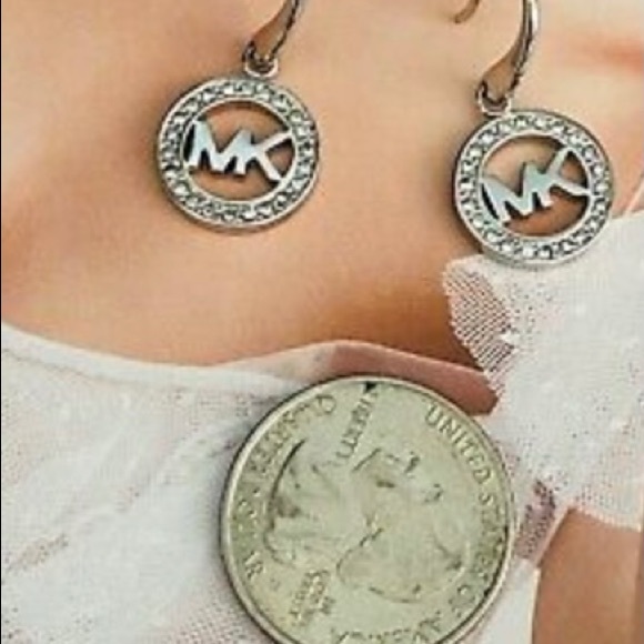 Michael Kors logo earrings - Picture 10 of 13